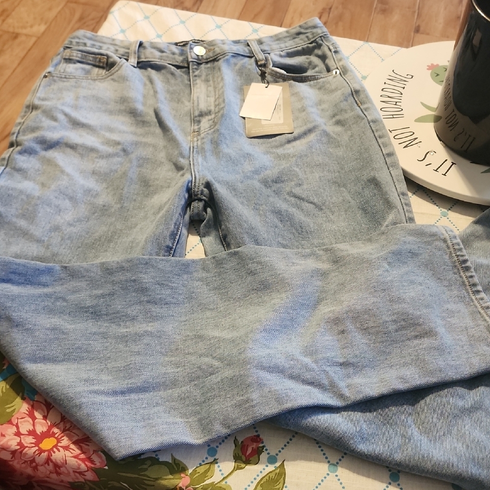 Light Blue Women’s High-Rise Jeans